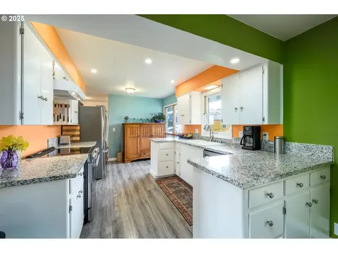 609 NE 19th Street Mcminnville OR 97128