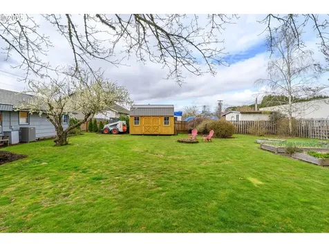 609 NE 19th Street Mcminnville OR 97128