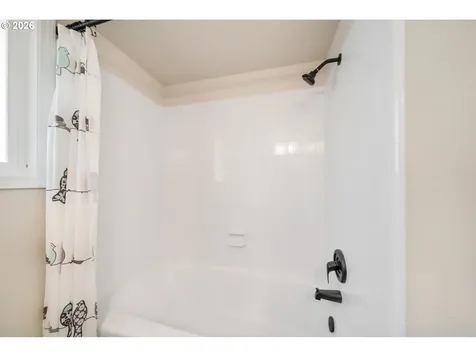 2775 NE Linden Avenue Gresham OR 97030