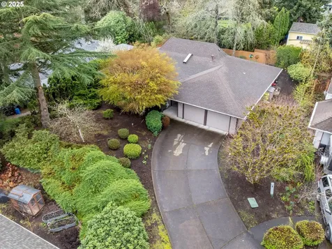 8575 SW Bridletrail Avenue Beaverton OR 97008