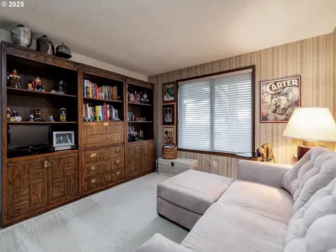 8575 SW Bridletrail Avenue Beaverton OR 97008