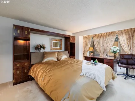 8575 SW Bridletrail Avenue Beaverton OR 97008