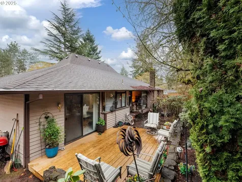 8575 SW Bridletrail Avenue Beaverton OR 97008
