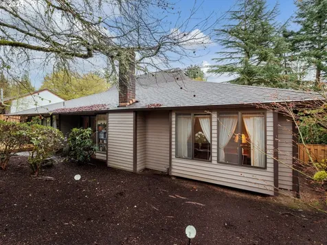 8575 SW Bridletrail Avenue Beaverton OR 97008