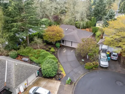 8575 SW Bridletrail Avenue Beaverton OR 97008