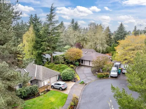 8575 SW Bridletrail Avenue Beaverton OR 97008