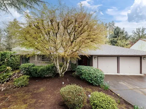 8575 SW Bridletrail Avenue Beaverton OR 97008