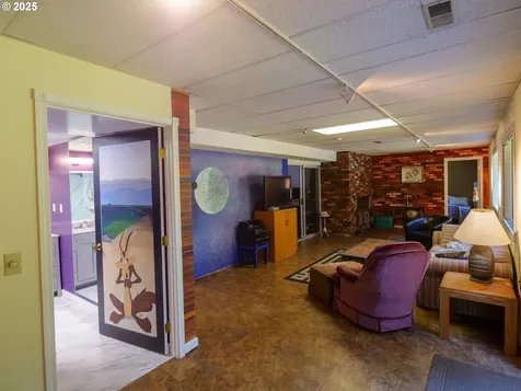 3565 SE El Camino Drive Gresham OR 97080