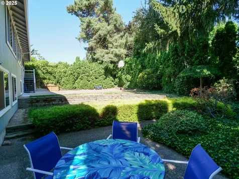 3565 SE El Camino Drive Gresham OR 97080