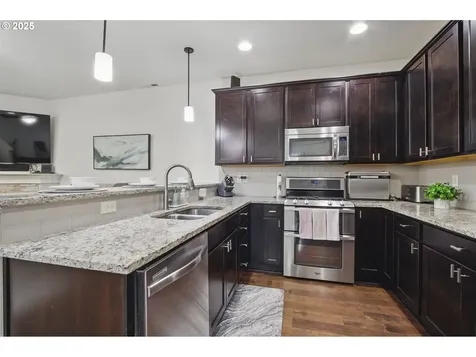 10610 NW 303rd Place North Plains OR 97133