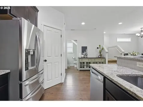 10610 NW 303rd Place North Plains OR 97133