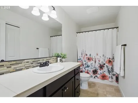 10610 NW 303rd Place North Plains OR 97133