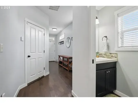 10610 NW 303rd Place North Plains OR 97133