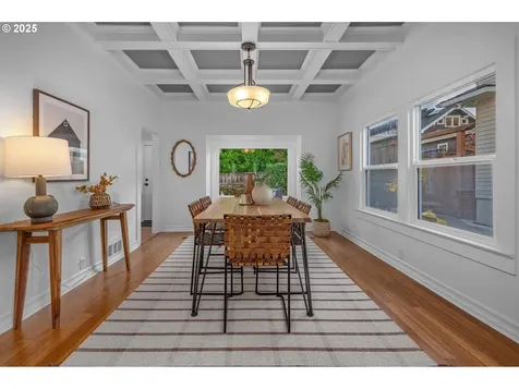 2014 NE 49th Avenue Portland OR 97213