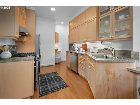 2014 NE 49th Avenue Portland OR 97213
