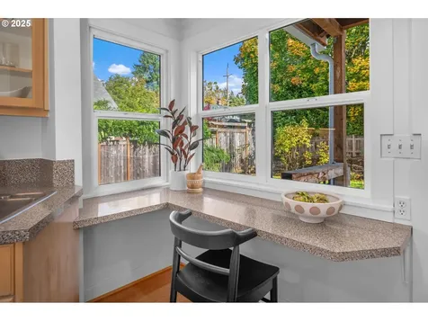 2014 NE 49th Avenue Portland OR 97213