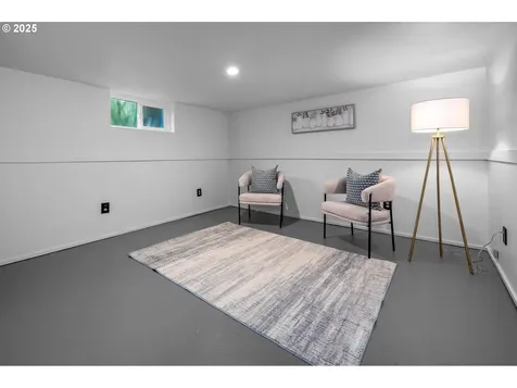 2014 NE 49th Avenue Portland OR 97213