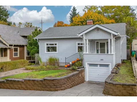 2014 NE 49th Avenue Portland OR 97213