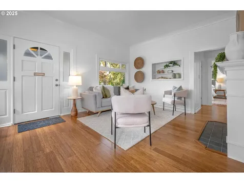 2014 NE 49th Avenue Portland OR 97213