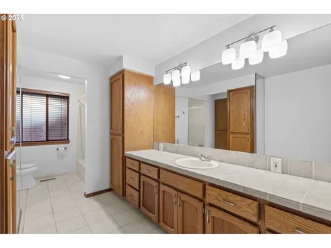 2016 SE Norelius Drive Vancouver WA 98683