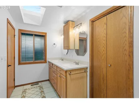 2016 SE Norelius Drive Vancouver WA 98683
