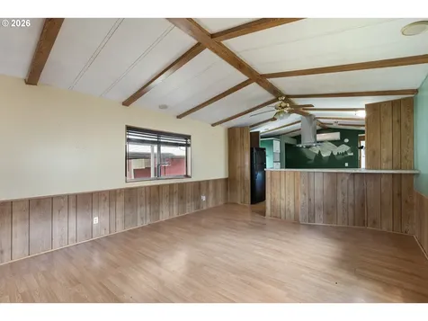 56 Manor Loop Roseburg OR 97471