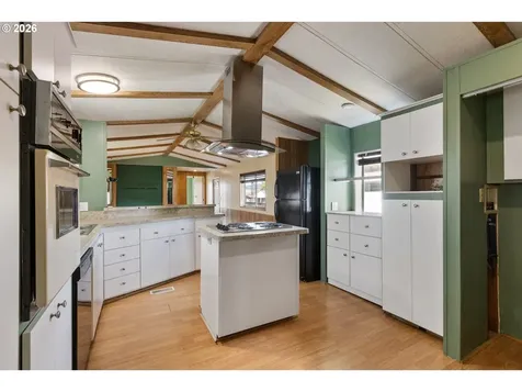 56 Manor Loop Roseburg OR 97471