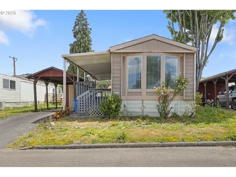 56 Manor Loop Roseburg OR 97471
