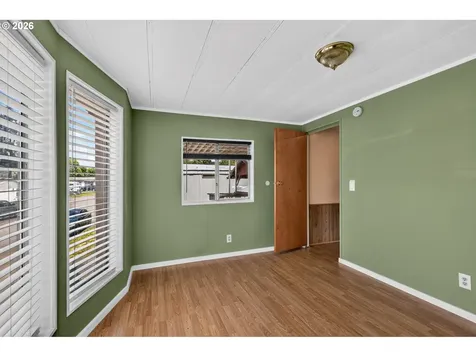 56 Manor Loop Roseburg OR 97471