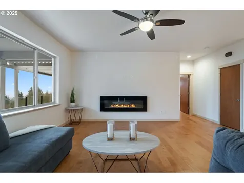 2415 Green Mountain Road Kalama WA 98625