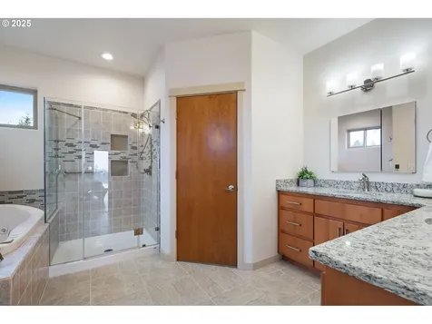 2415 Green Mountain Road Kalama WA 98625