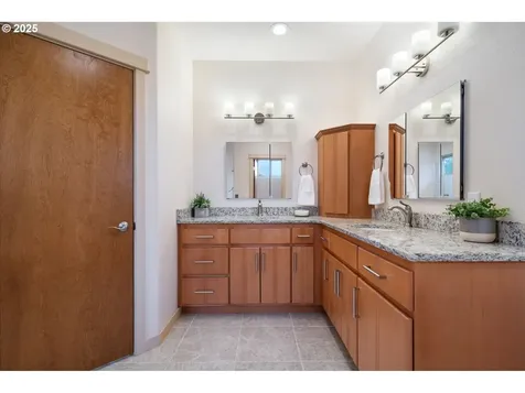 2415 Green Mountain Road Kalama WA 98625
