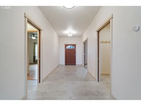 2415 Green Mountain Road Kalama WA 98625