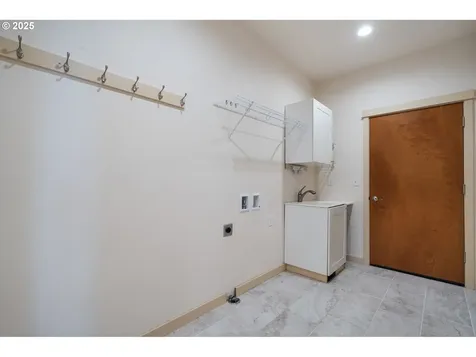 2415 Green Mountain Road Kalama WA 98625