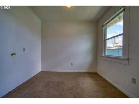 1891 Dogwood Avenue Reedsport OR 97467