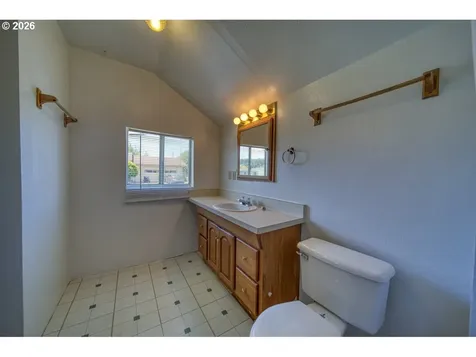 1891 Dogwood Avenue Reedsport OR 97467