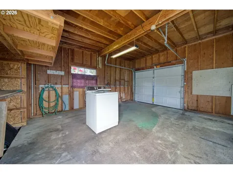 1891 Dogwood Avenue Reedsport OR 97467
