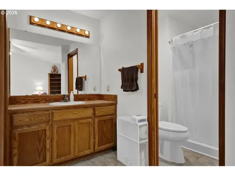 1960 40th Street Florence OR 97439