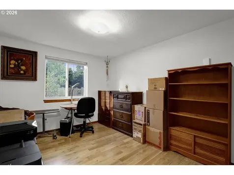 1960 40th Street Florence OR 97439