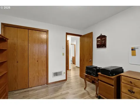1960 40th Street Florence OR 97439