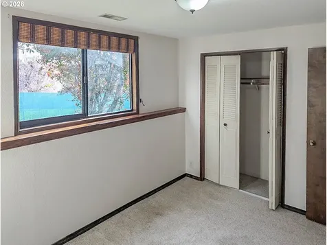 1818 NE Todd Street Roseburg OR 97470