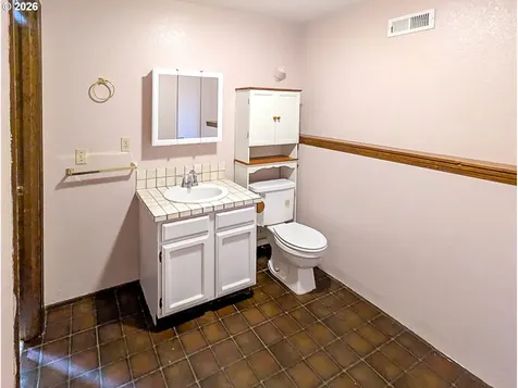 1818 NE Todd Street Roseburg OR 97470