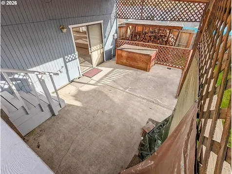 1818 NE Todd Street Roseburg OR 97470