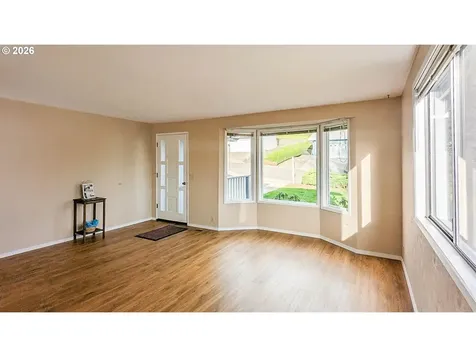 1818 NE Todd Street Roseburg OR 97470