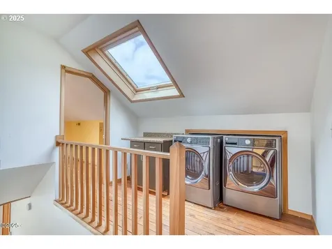 15 SW Cottage Street Newport OR 97365