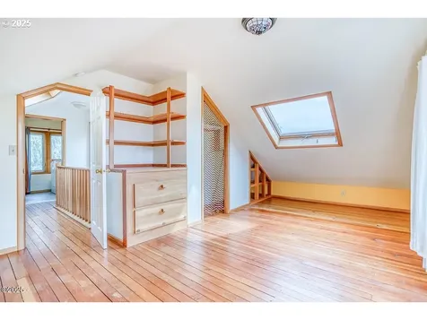 15 SW Cottage Street Newport OR 97365
