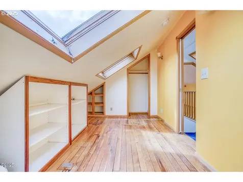 15 SW Cottage Street Newport OR 97365
