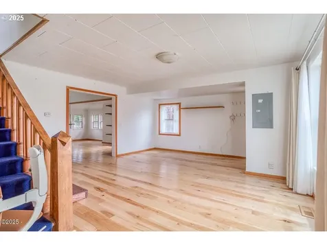 15 SW Cottage Street Newport OR 97365