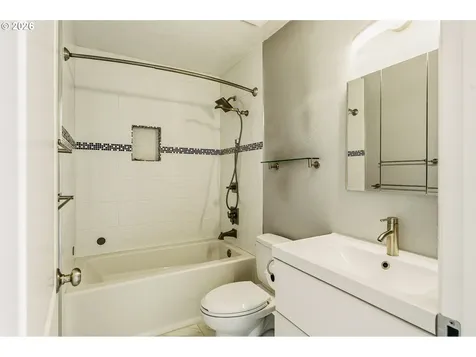 14121 SW Northview Drive Portland OR 97223