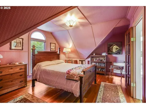 6200 NE 19th Avenue Portland OR 97211